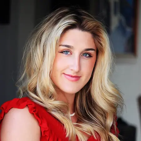 Alix Hurley, Customer Care at Workado on Influential Women