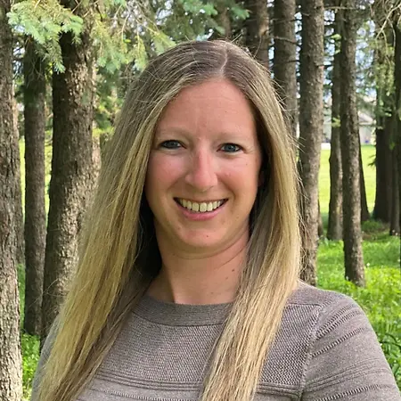 Tina McLaughlin, Right of Way Specialist on Influential Women