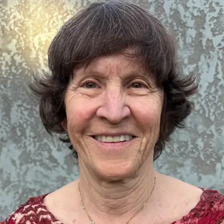 Maleah Grover-McKay, MD, Writer / Retired Cardiologist on Influential Women