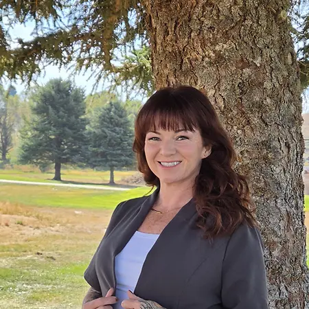 Amber Cannon, Electrical and Instrumentation Contract Trainer / Electrical Instructor on Influential Women