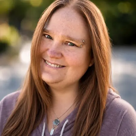 Alexis Elizabeth Kur, Owner on Influential Women