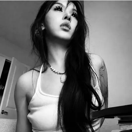 Olivia Zhao, Art Director on Influential Women
