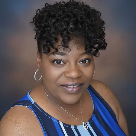 Shakea Roper, Founder on Influential Women