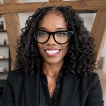 Lisa Moman, Luxury Travel Advisor | Founder on Influential Women