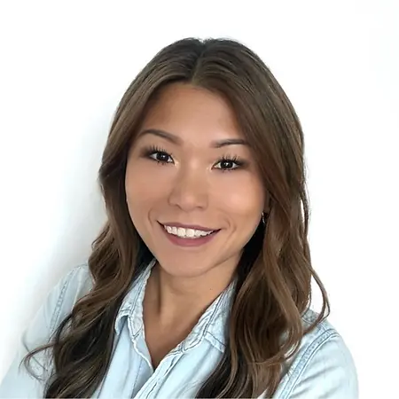 Gina Novacco, Senior Manager - Digital Marketing and Demand Generation on Influential Women