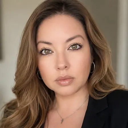 Veronica Marie Perez, Tumor Registry Supervisor on Influential Women