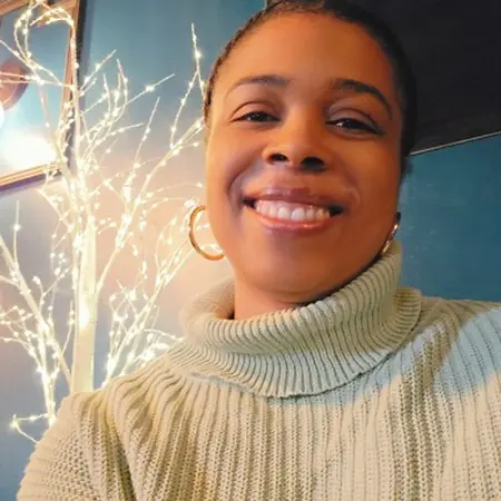Danielle Davis, Member Service Supervisor on Influential Women