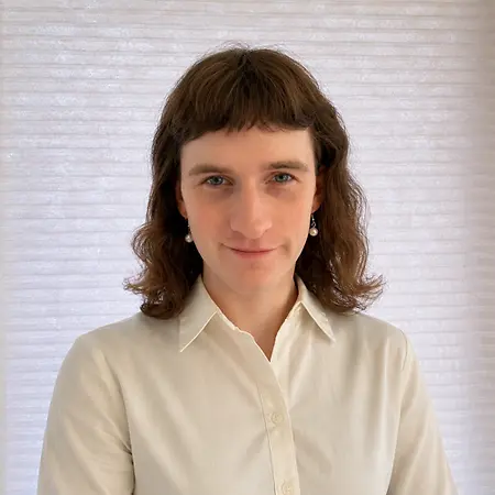 Jade Sweet, Research Assistant / Data Scientist on Influential Women