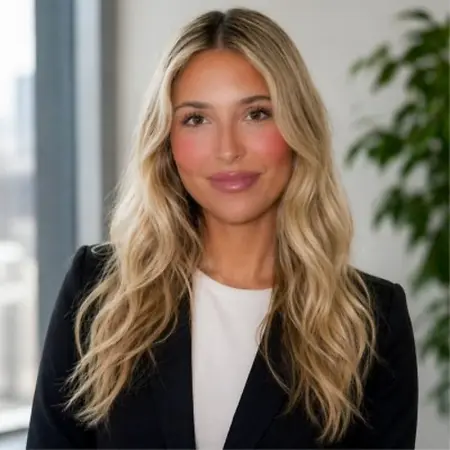Madalyn Taskey, Case Manager on Influential Women