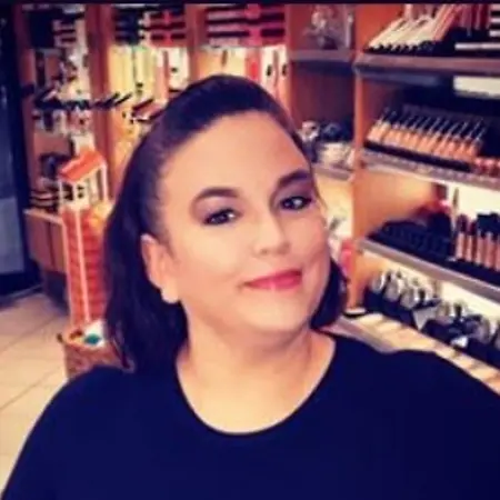 Tracey Benjamin, Retail Store Manager on Influential Women