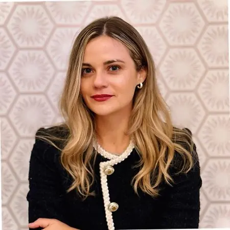 Dr. Katie Powell Hinitz, Principal Advisor | Human Behavior & Business Strategy on Influential Women