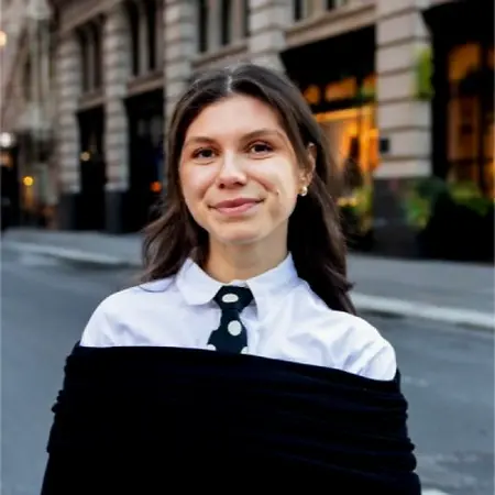 Bella Lisciandro, Senior Creative Strategist on Influential Women
