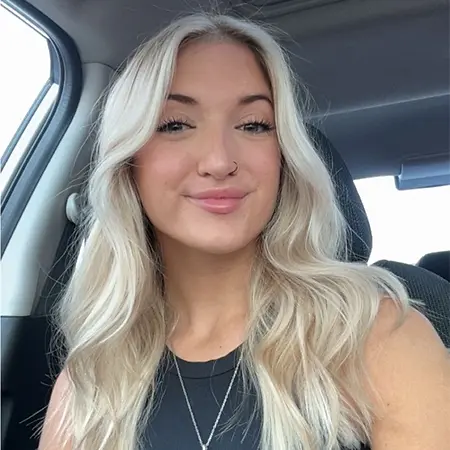 Michala Klassen, Jewelry Consultant on Influential Women
