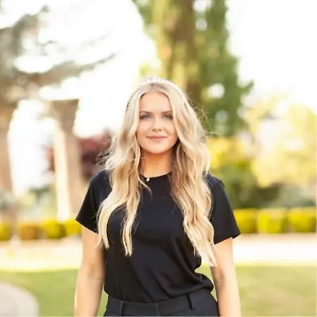 Kelsey Anderson-Gregory, Marketing Intern on Influential Women