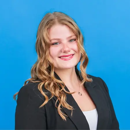 kaylee partin, Customer Solutions Representative on Influential Women