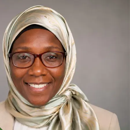 Jolisha Brown, Founder & Operations Consultant on Influential Women