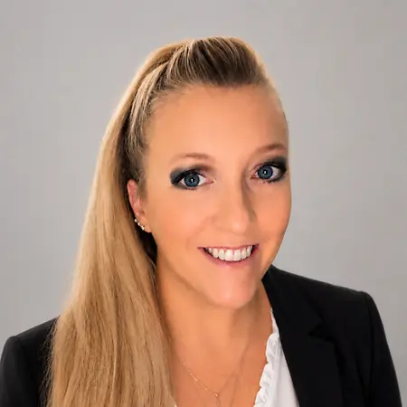 Kristy Jo Alvarez, Manager Customer Service Domestic Services on Influential Women
