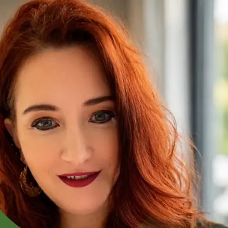 Valerie Valenti, Customer Service Representative on Influential Women