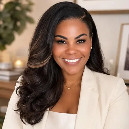 Roshaunda Davis, Co-Founder and Executive Director on Influential Women