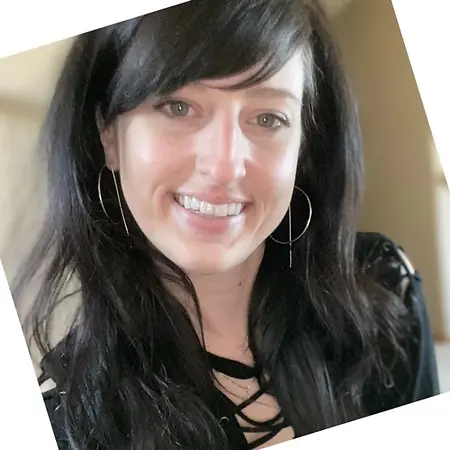 Alexa Saxer, Mortgage Loan Processor on Influential Women