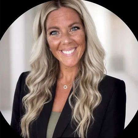 Kelly Connors, Senior Manager, Field Marketing on Influential Women