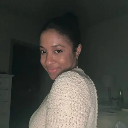 Shelby Harris, Store Manager on Influential Women