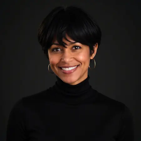 Leiza McKenna, Art Appraiser | Fine Art Risk Advisor on Influential Women