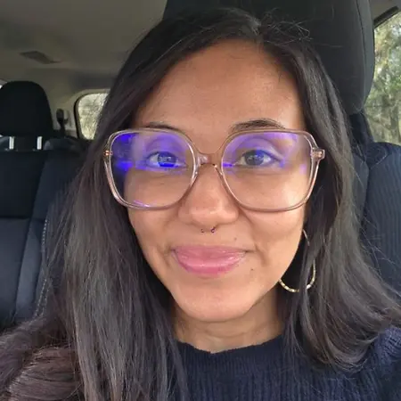 Jada Marshall, Funeral director and virtual science teacher on Influential Women