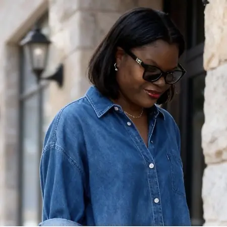 Kendra Hall, Podcast Host | Entrepreneur on Influential Women