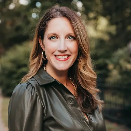 Kelly Scott, Director Digital Product Strategy on Influential Women