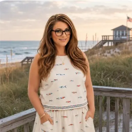 Christina Ashley Peterson, Owner of Gateway Paint Center on Influential Women