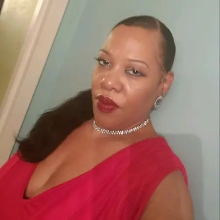 Wanda Tucker, GC-C, Certified Grief Counselor on Influential Women