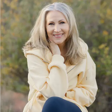 Loa Johnson, Owner on Influential Women
