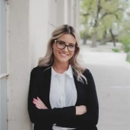 Alexis Elliott, Senior Recruiter | People & Talent Operations on Influential Women