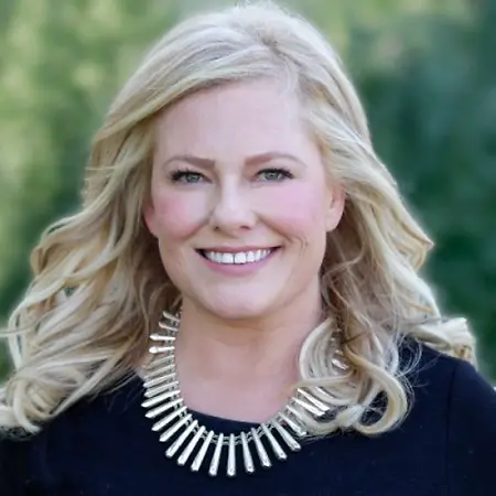 Leilani Carver-Madalon, Ph.D., Professor (Full Professor) of Strategic Communication and Leadership on Influential Women