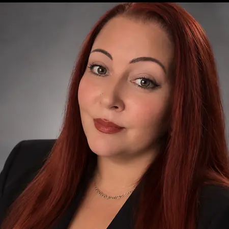 Alocka Amber Stephens, Senior Technical Analyst-Critical Response Team-Business/Government Tech Ops on Influential Women
