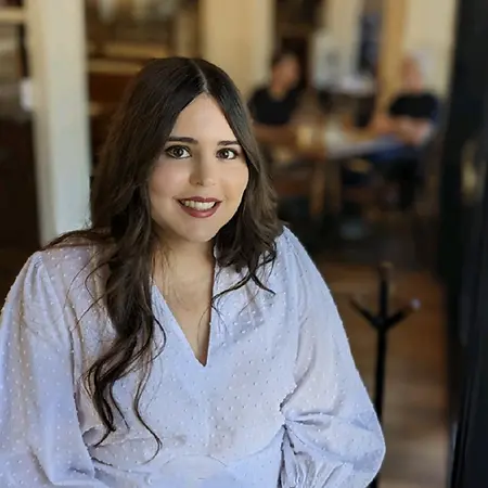 Nicole Barron, Staff Accountant on Influential Women