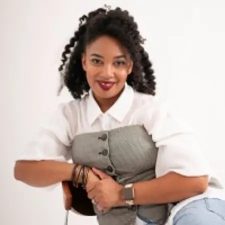 Delisa Perry, Founder and Blogger on Influential Women