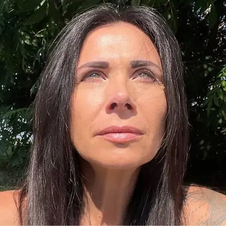 Elizabeth Brushia, Business Owner on Influential Women