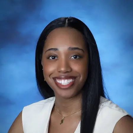 Naomi Alves, Biomedical Engineering Master's Student / Researcher on Influential Women
