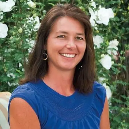 Lisa Montgomery, Account Manager/Copywriter on Influential Women