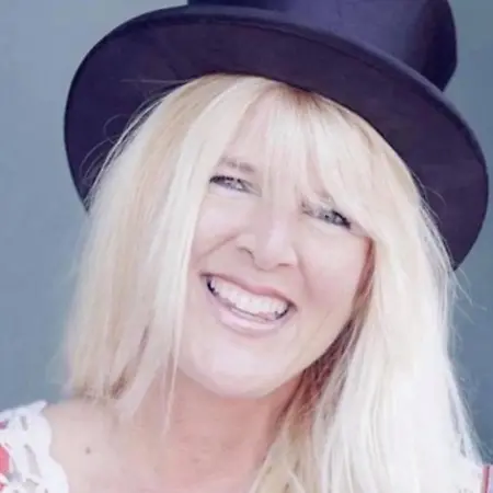 Skye Bellarmine, Ph.D., M.Acc., Author, Speaker & Coach on Influential Women