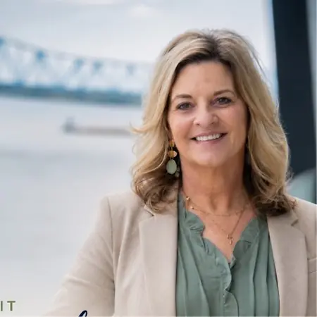 Teresa Jones, Destination Account Executive on Influential Women