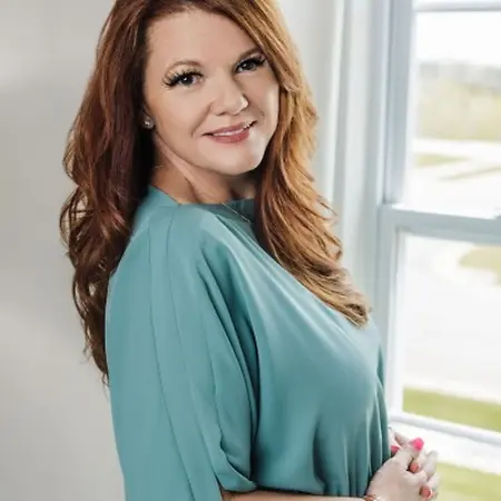 Christina Fieldhouse, Broker on Influential Women