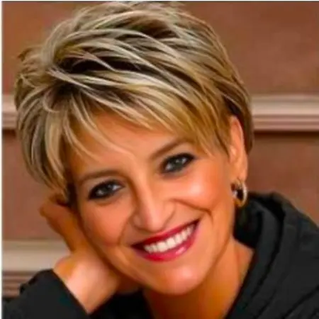 Betsy Bearden, Customer Service Advocate on Influential Women