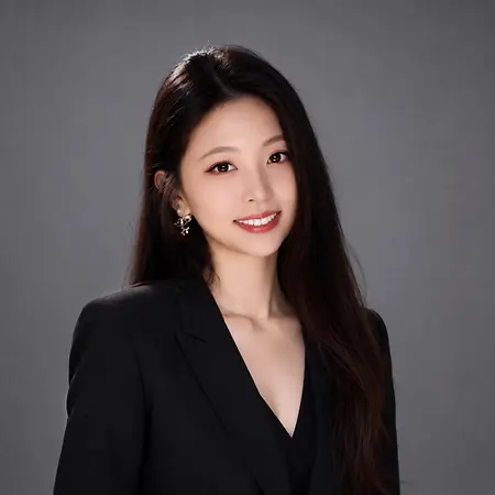 Angie Liu, Management Consultant (Launching) on Influential Women