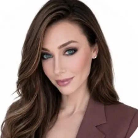 Baylee Reppy, Account Manager on Influential Women