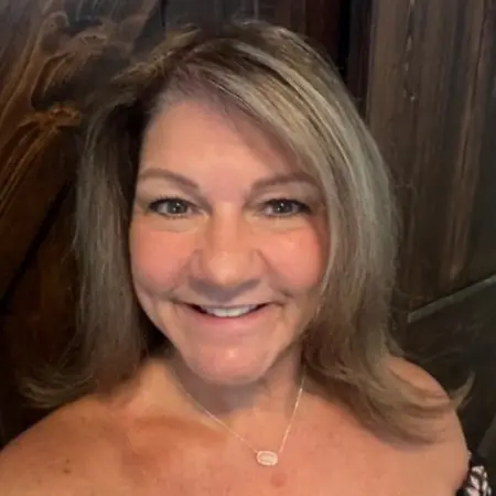 Mandy Holland, National Accounts and Contracts Support on Influential Women