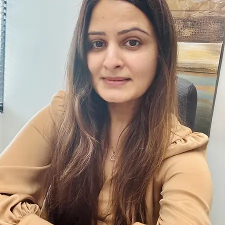 Vineeta Thakkar, Case Manager and Co-Founder at Transformative Health & Wellness on Influential Women
