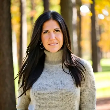 Meghan Lyles, Fulfillment & Mindset Mastery Mentor | Certified Master Trainer on Influential Women